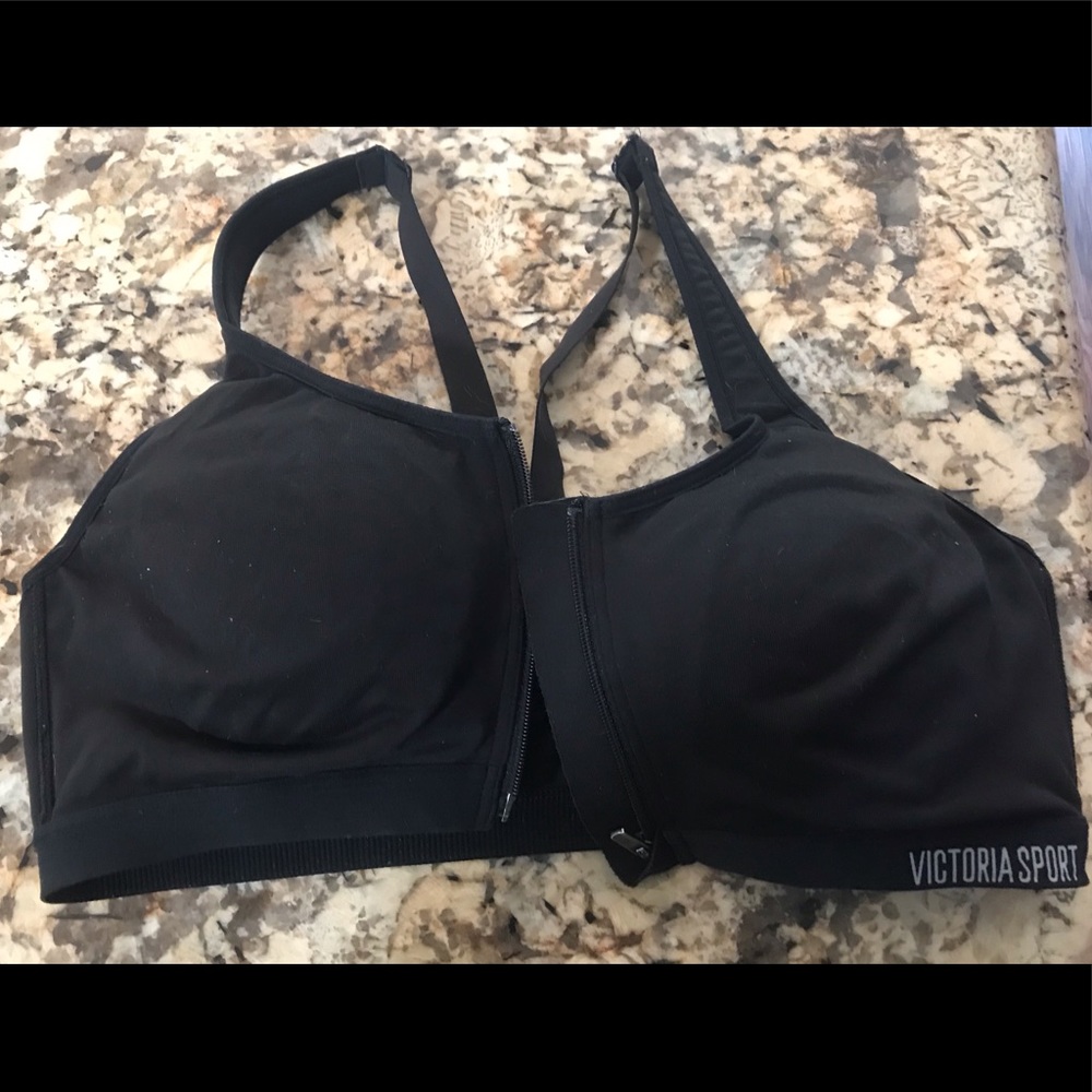 Victoria’s Secret sports bra 38D